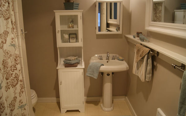 UpstairsBath_DSC02831